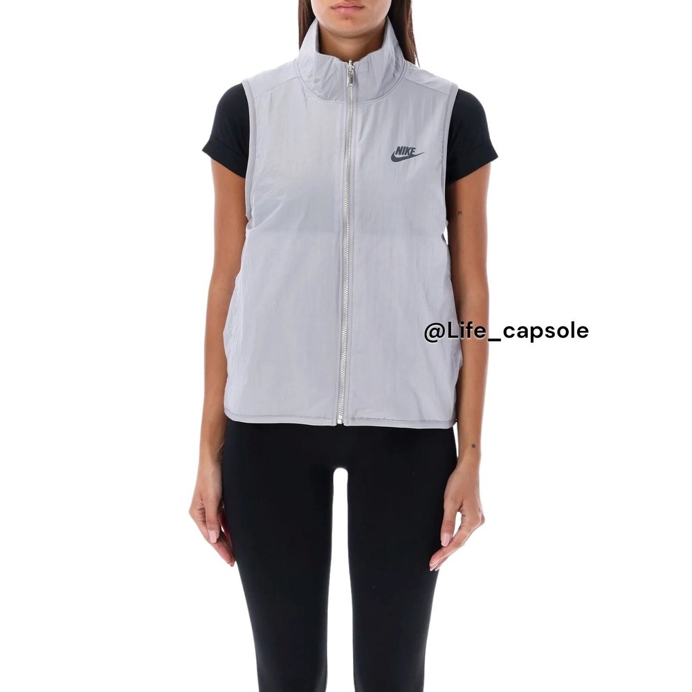 Size S Nike Vest Grey Sportswear Sports Utility Reversible FQ1577-02 $105 NWT - Picture 2 of 13